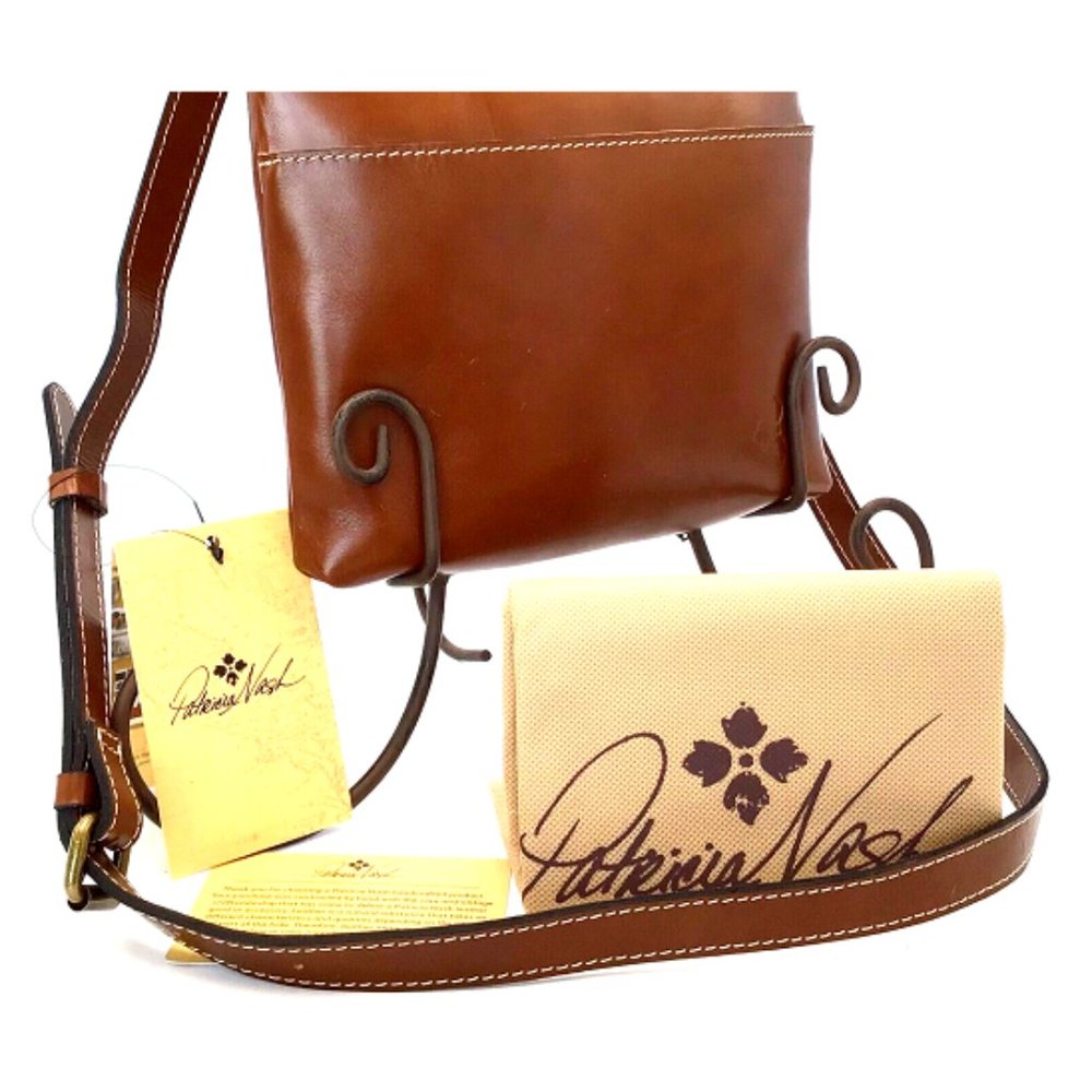 Patricia Nash Girona Crossbody Florence Brown Tooled Leather P89207 NWT $149 - Picture 3 of 6